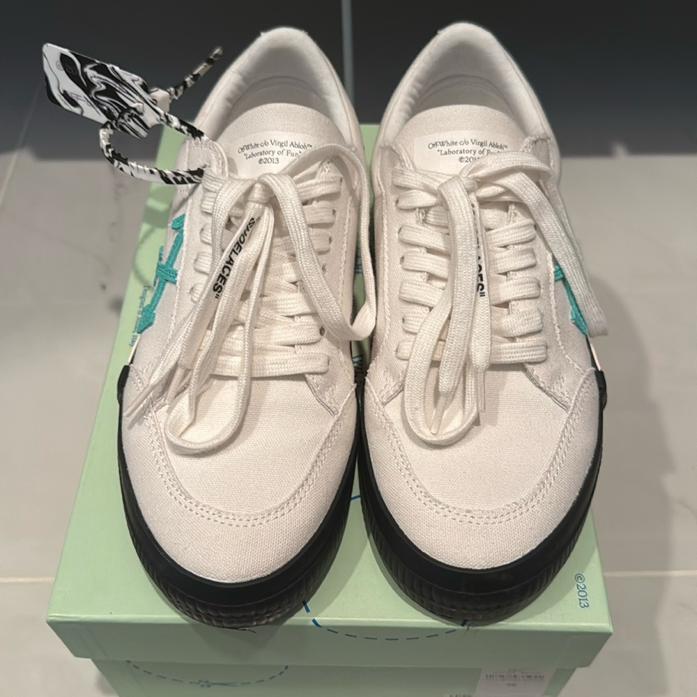 Off-White Women's White and Black Sneakers with Blue Detail